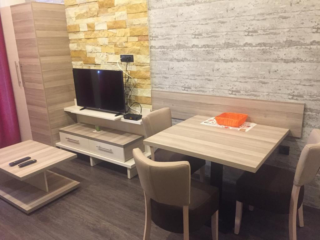 Panorama Apartments In Milmari Resort コパオニク エクステリア 写真